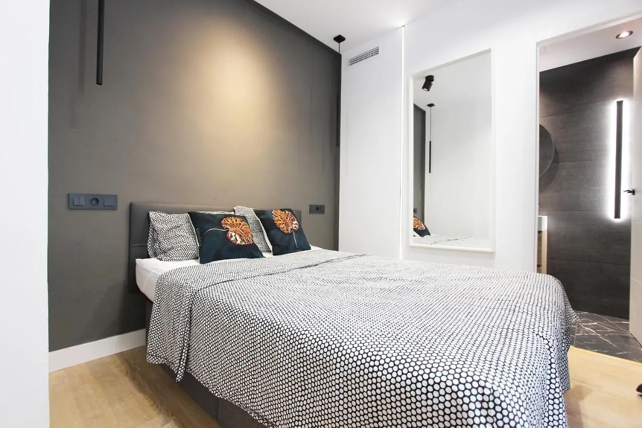 Nice Apartment In The Historical Center Of Barcelona Spain